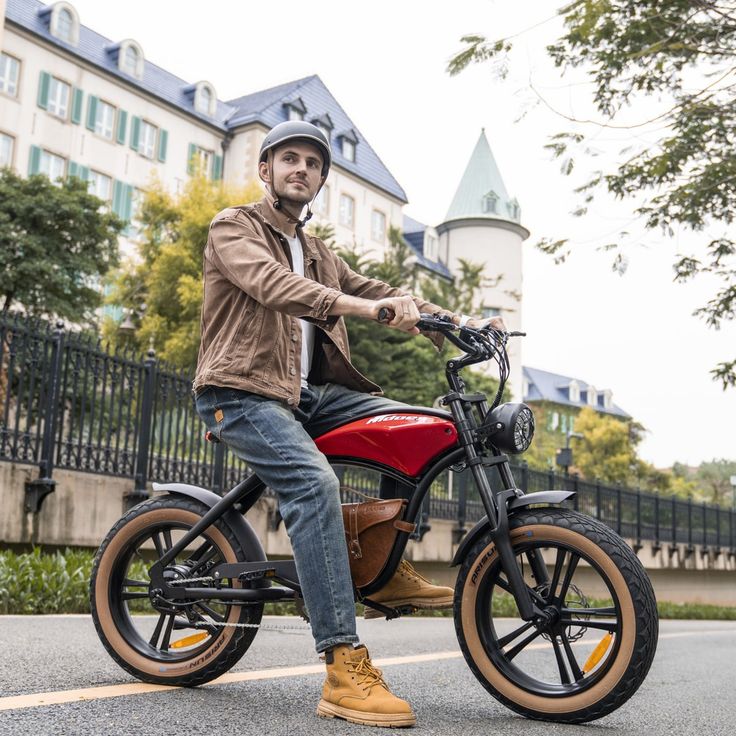 Motors are an integral part of any American electric bike. You don’t necessarily buy a bike just for its motor but it should be an important consideration before purchasing because you can’t swap between different drive units